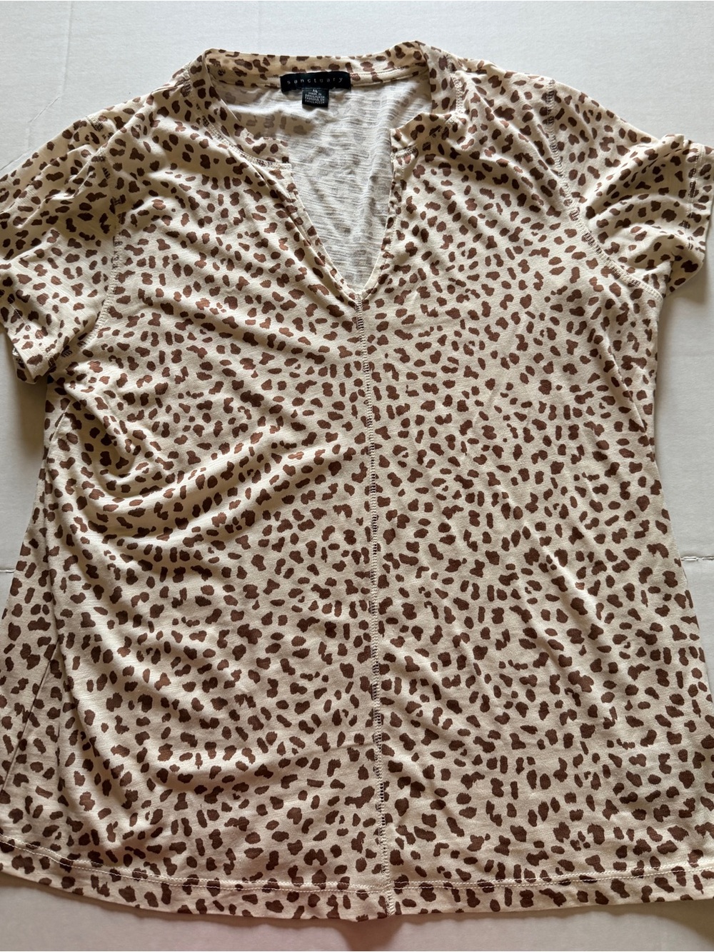 Sanctuary Beige V-Neck Tee with Brown Leopard Spots….NWOT